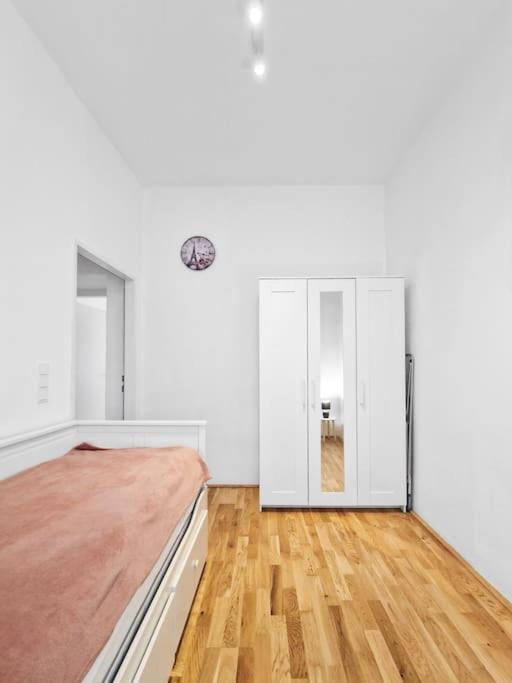 Tabor Strasse Apartment Відень Екстер'єр фото